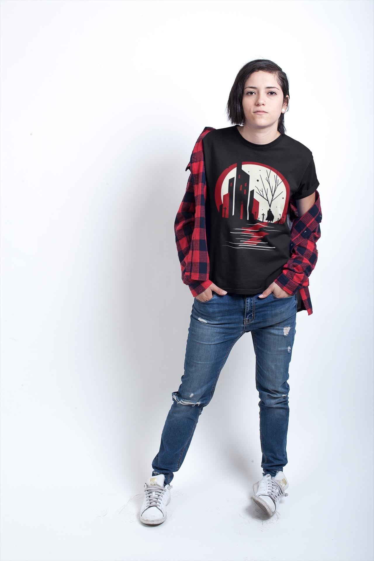 Scenic Nature Shirt: Minimalist Single Life Design